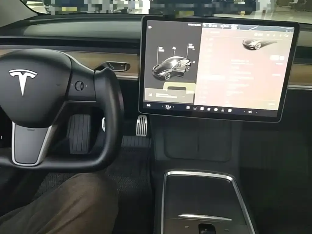 Tesla Model 3 — фото 6
