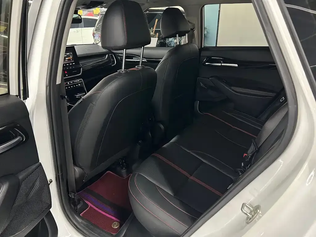 Kia KX3 — фото 10
