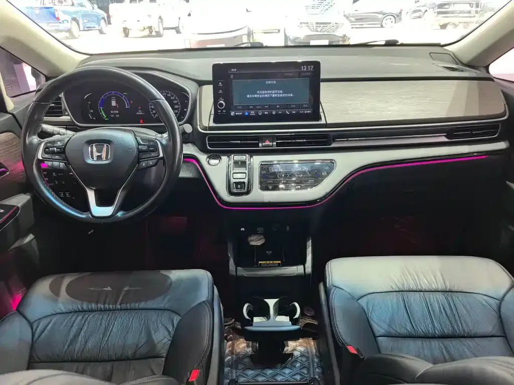 Honda Odyssey — фото 2