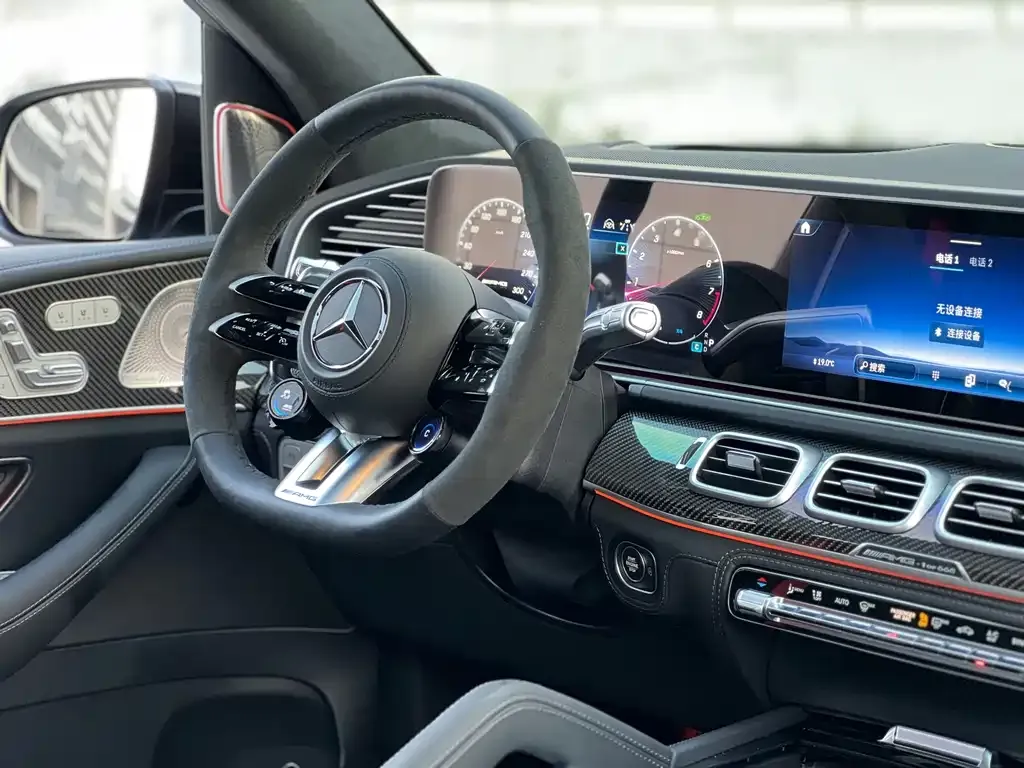 Mercedes-Benz GLS AMG — фото 6
