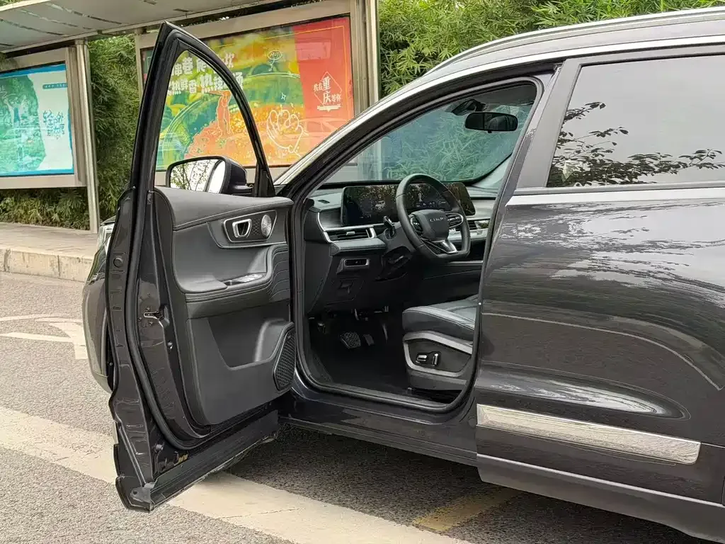 Chery Tiggo 8 PLUS — фото 10