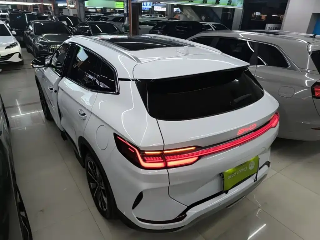 BYD PLUS New Energy — фото 5