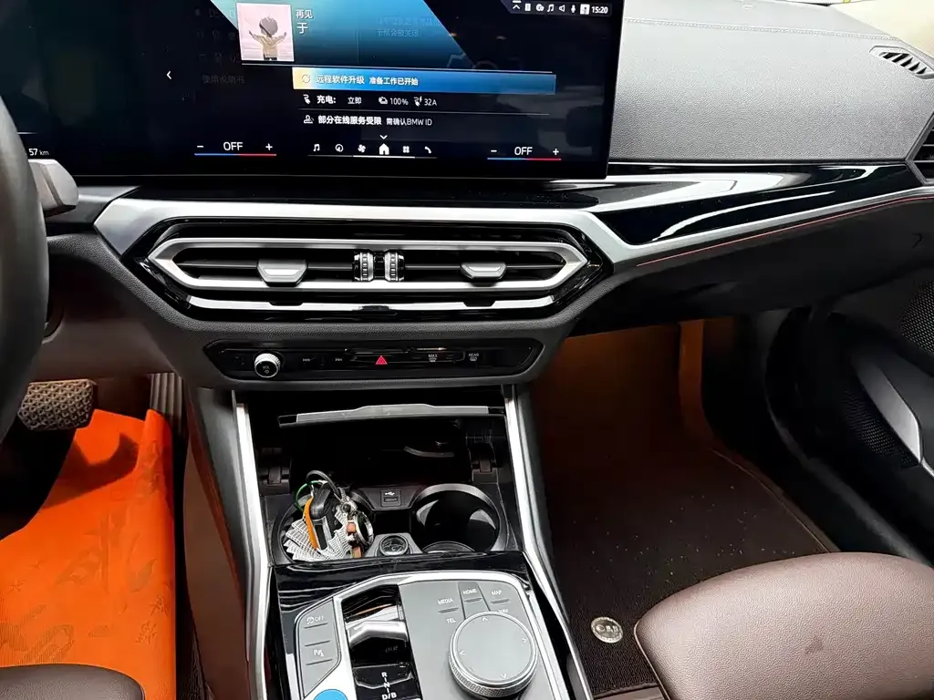 BMW i3 — фото 10