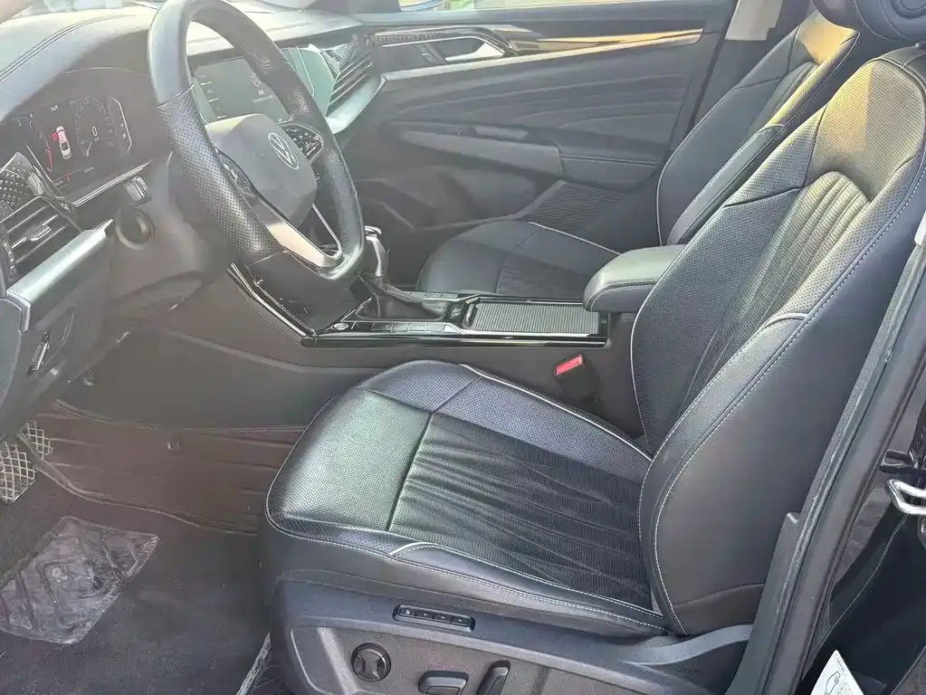 Volkswagen Passat — фото 7