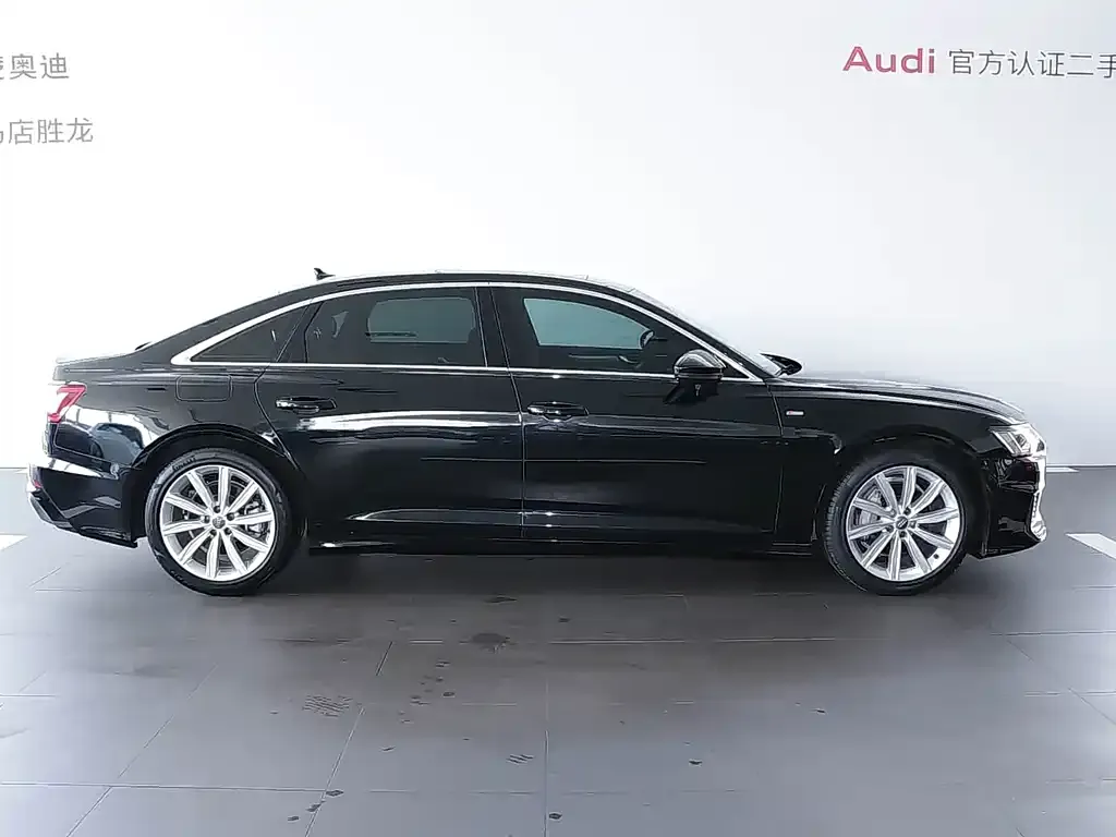 Audi A6L — фото 2