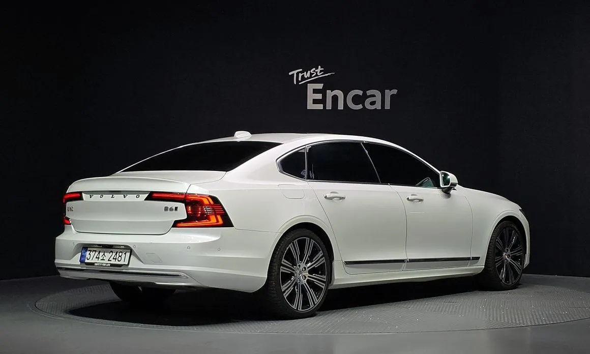 Volvo S90 — фото 7