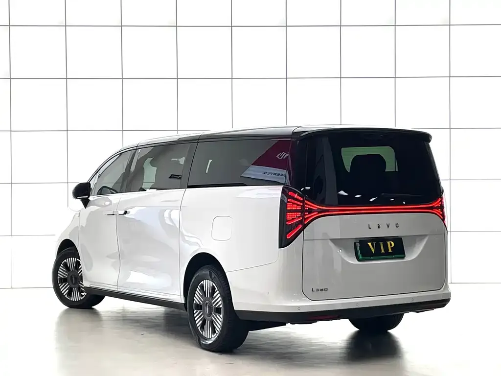 Geely Yizhen L380 — фото 9