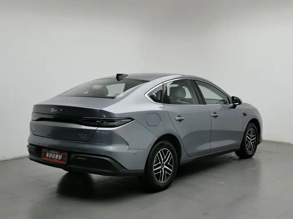 BYD Seal 05 DM-i — фото 4