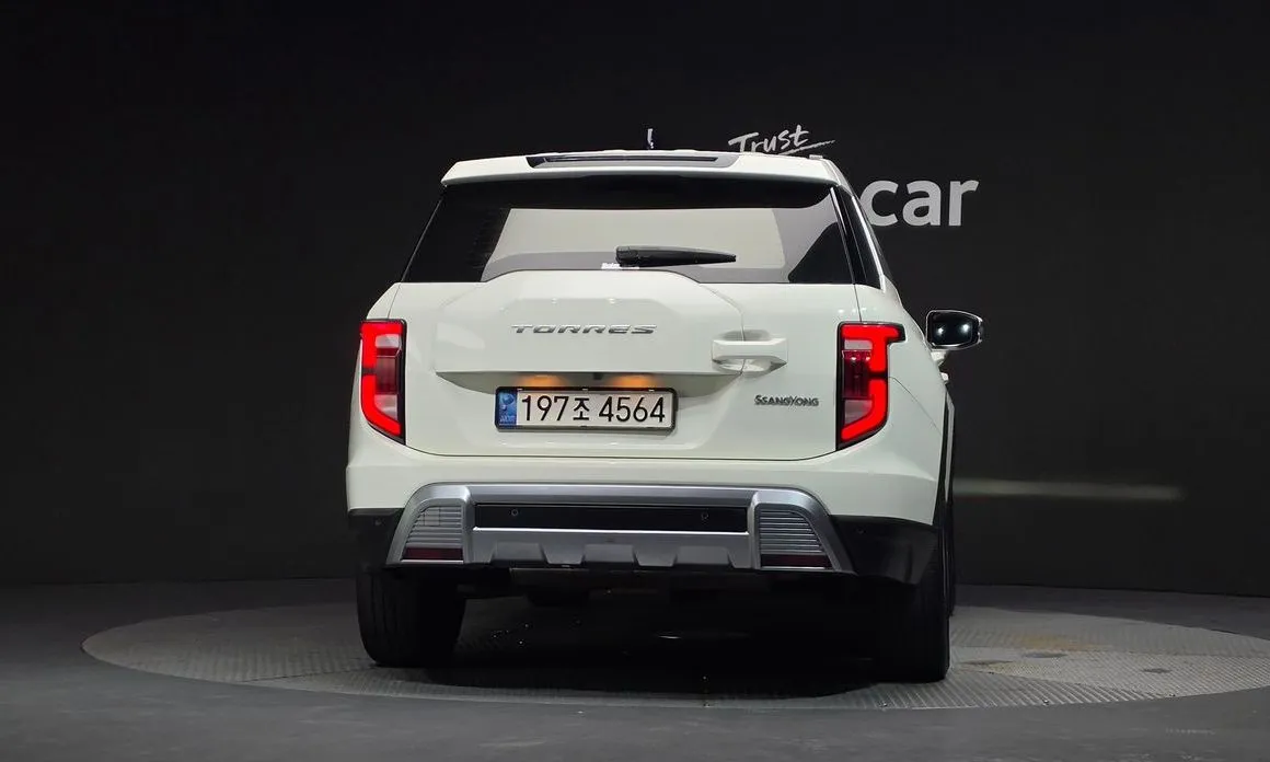 KG Mobility (Ssangyong) Torres — фото 4