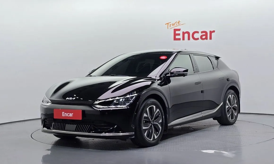 Kia EV6 — фото 1