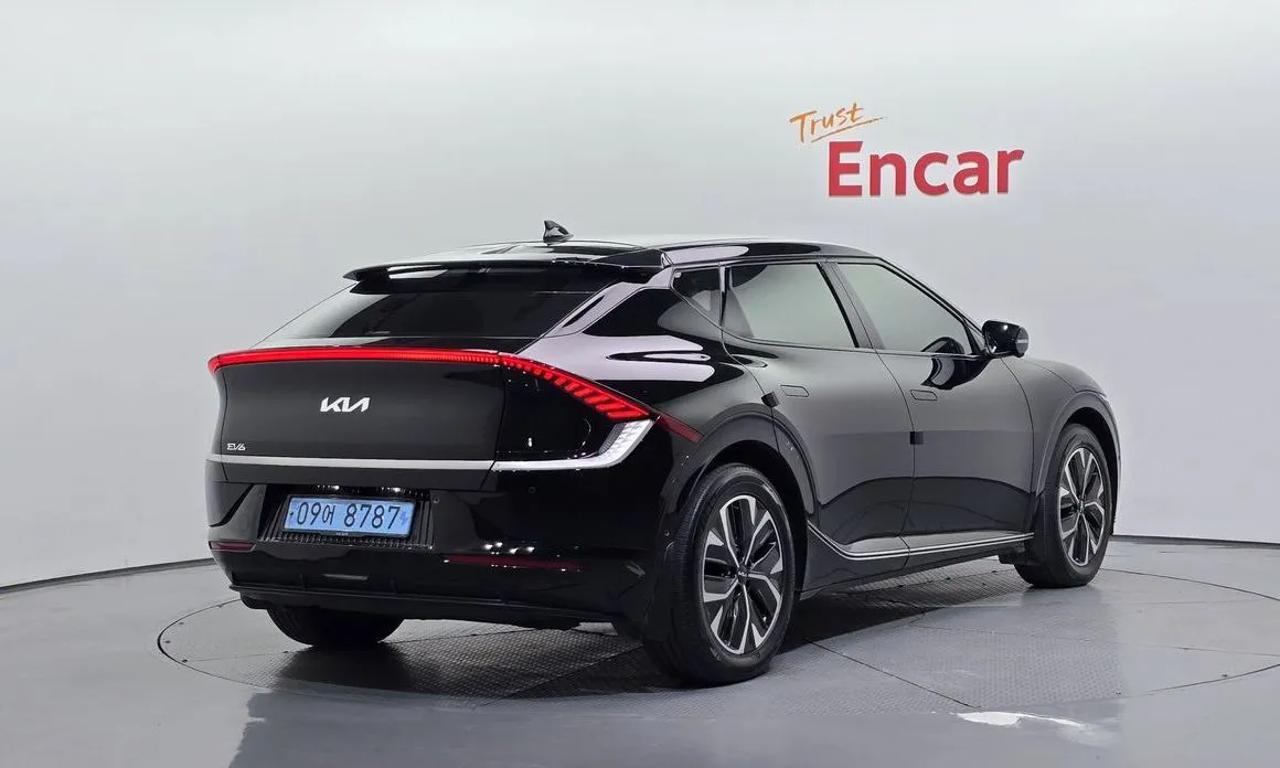 Kia EV6 — фото 5