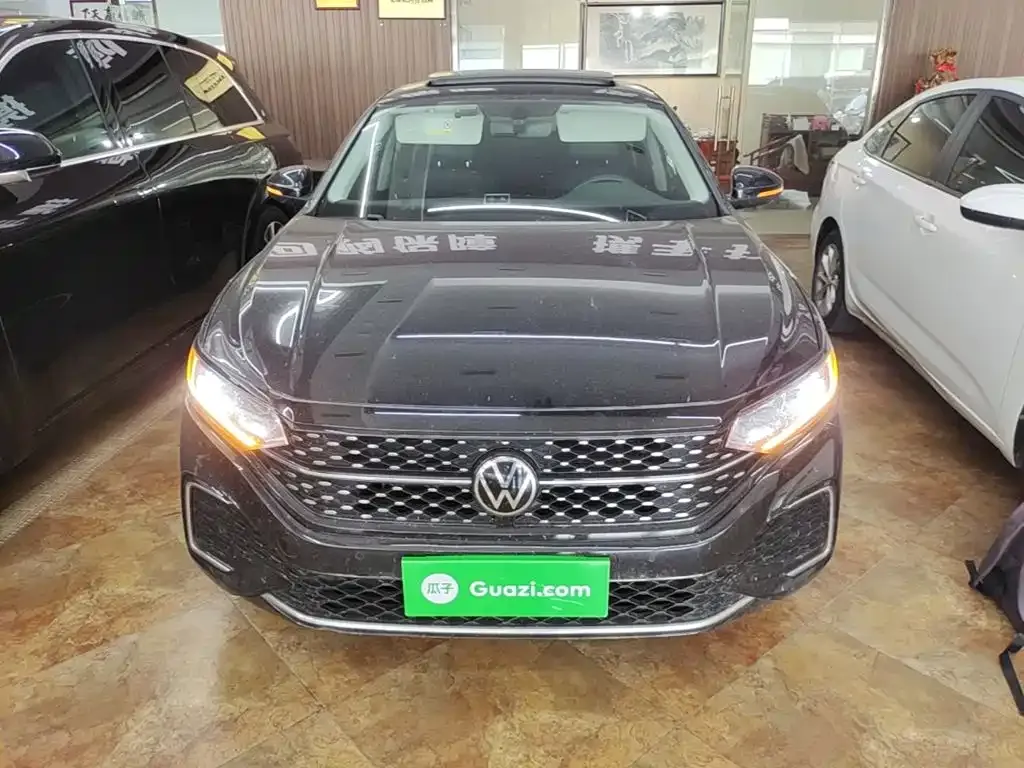Volkswagen Passat — фото 8