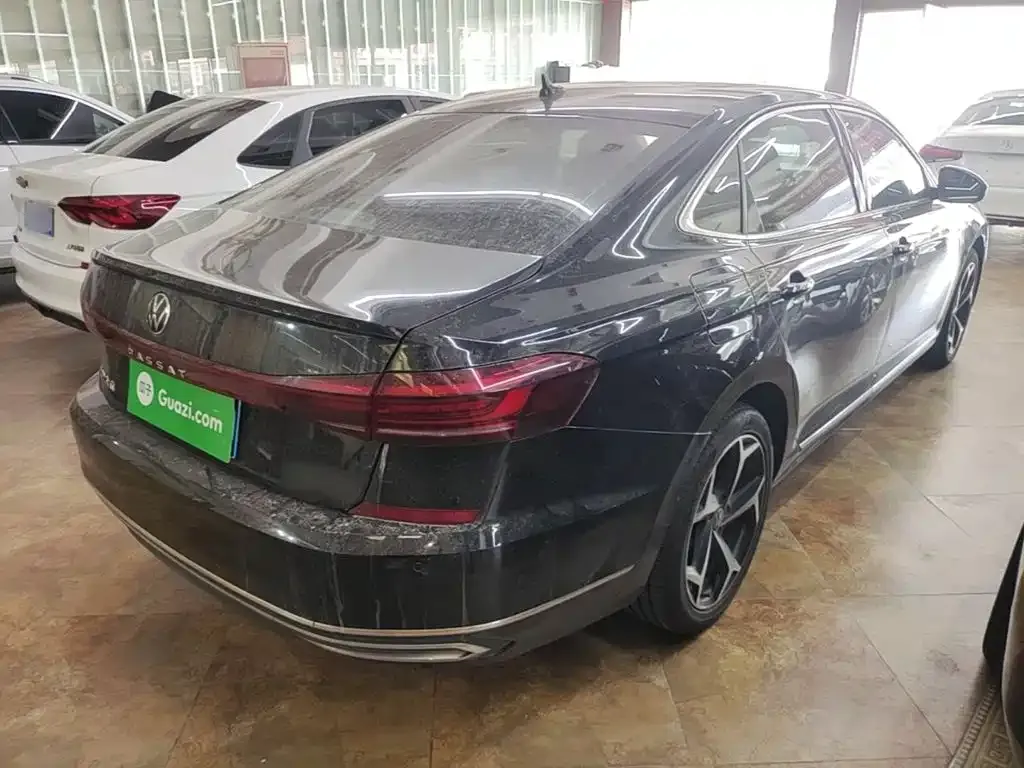 Volkswagen Passat — фото 5