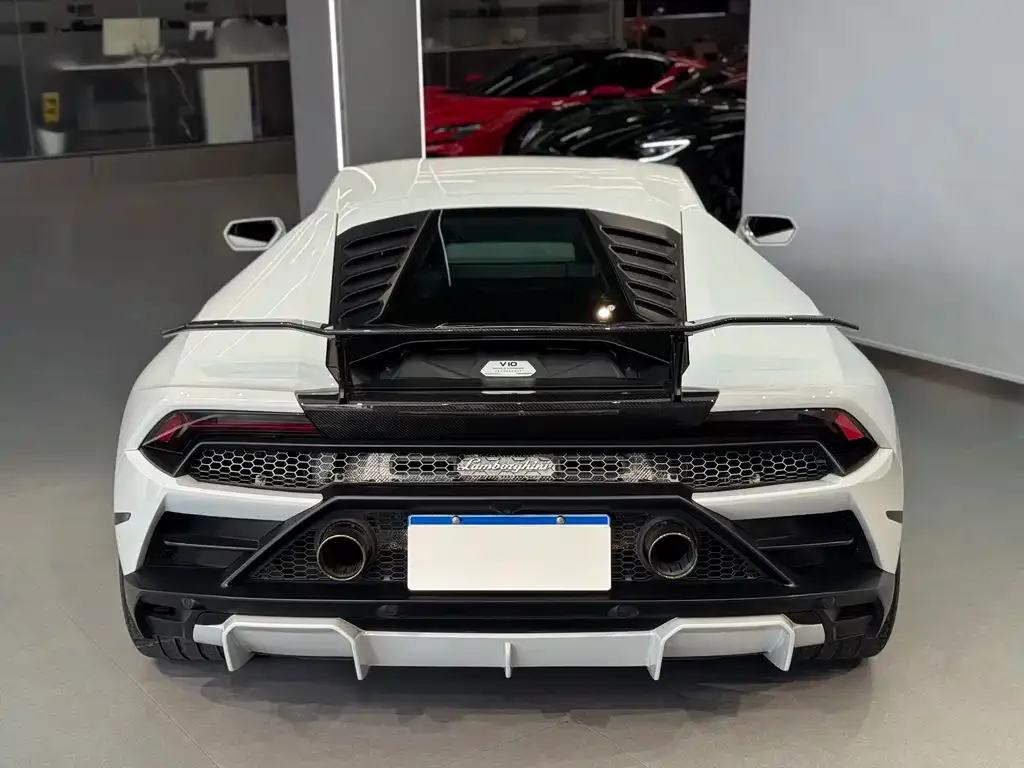 Lamborghini Huracan — фото 8