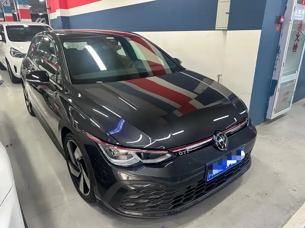 Volkswagen Golf GTI — фото 4