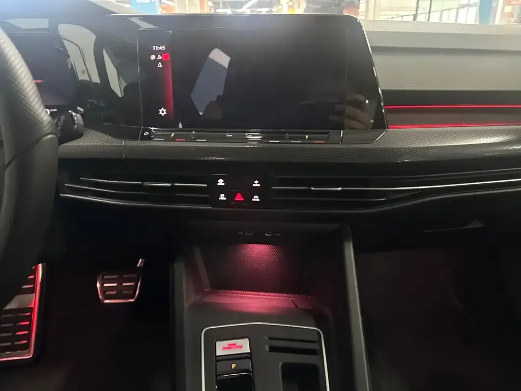 Volkswagen Golf GTI — фото 2