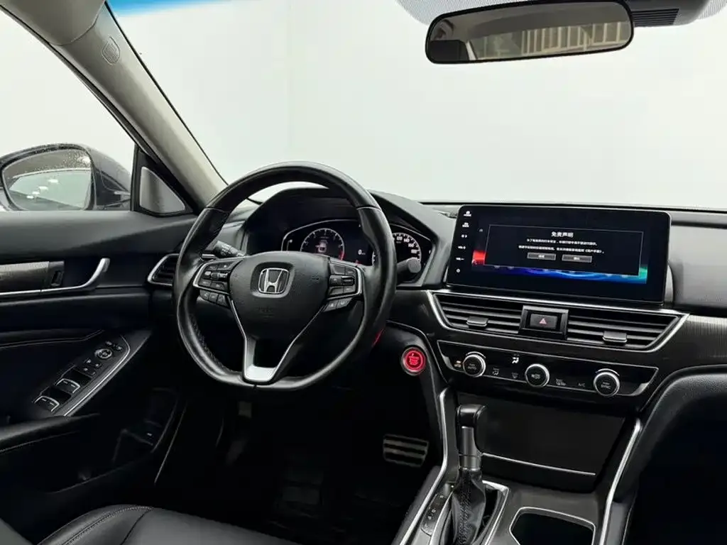 Honda Accord — фото 5