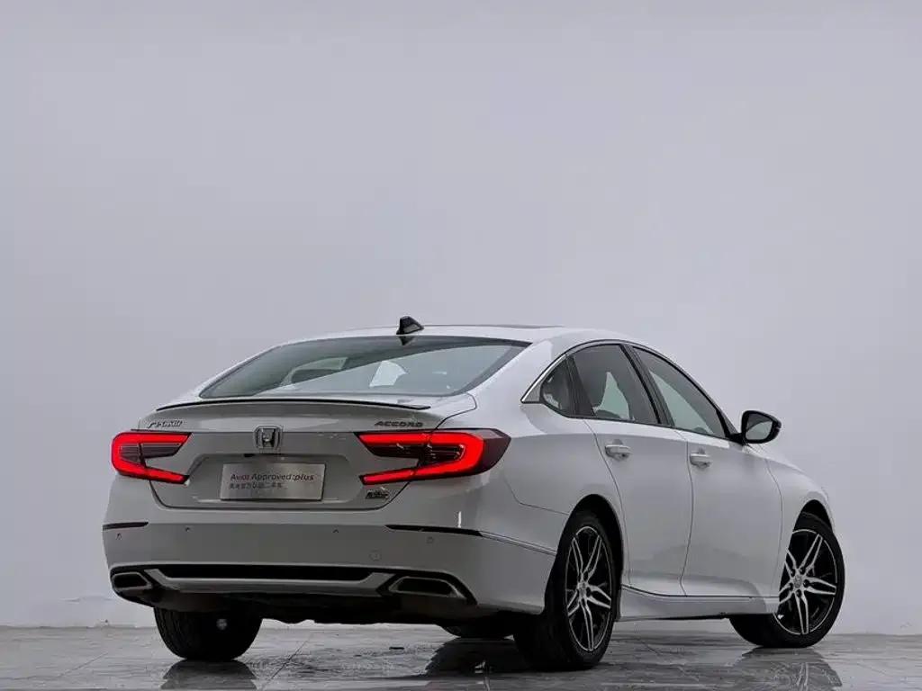 Honda Accord — фото 2