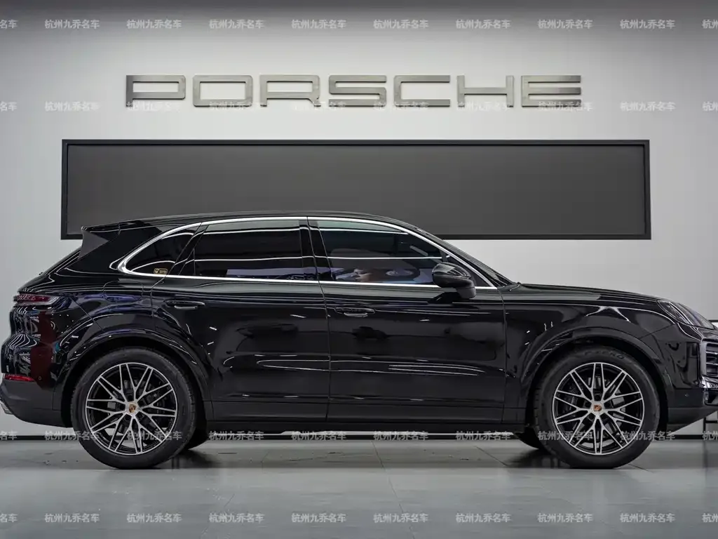 Porsche Cayenne — фото 2