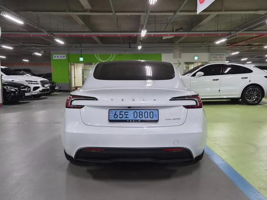 Tesla Model 3 — фото 3