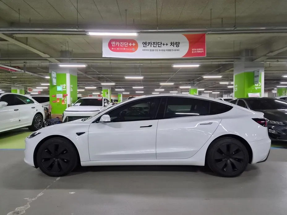 Tesla Model 3 — фото 6