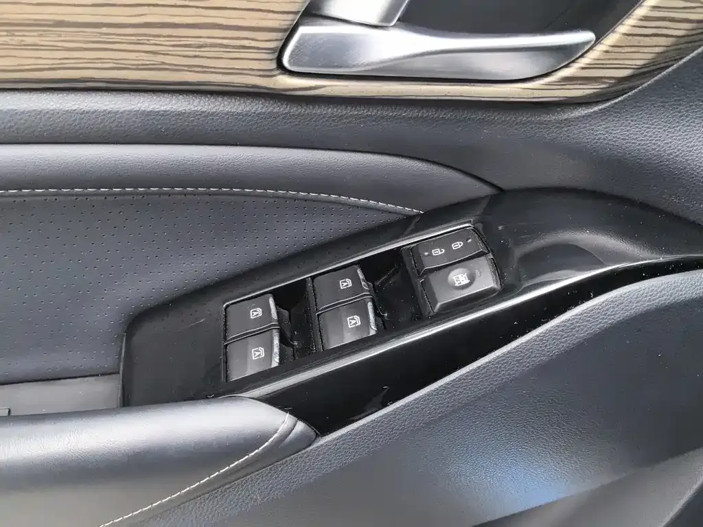 GAC Motor Trumpchi M8 — фото 8
