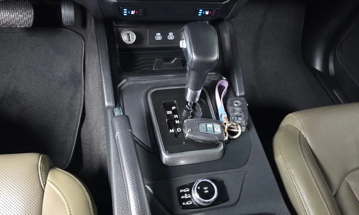 KG Mobility (Ssangyong) Rexton — фото 10