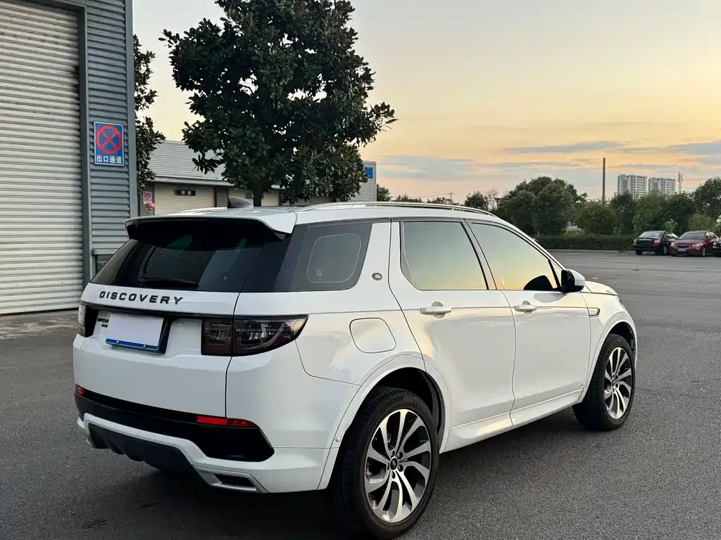 Land Rover Discovery Sport — фото 4