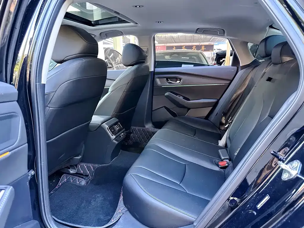 Honda Accord — фото 2