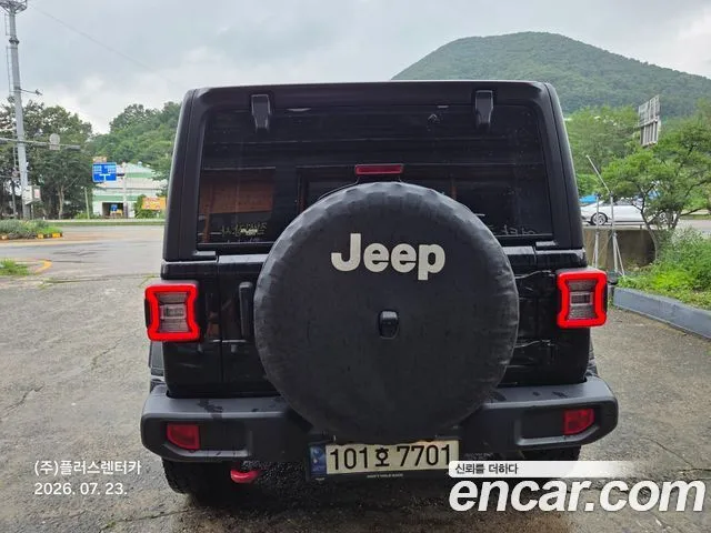 Jeep Wrangler — фото 6