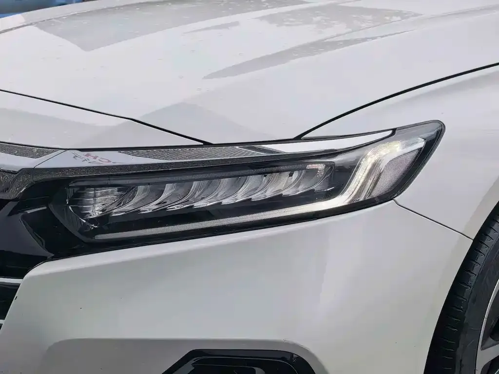 Honda Accord — фото 5