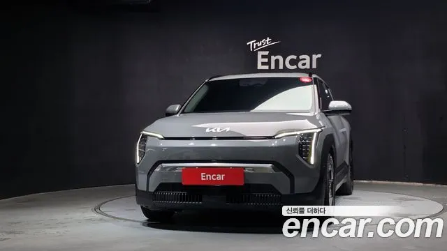 Kia EV3 — фото 9