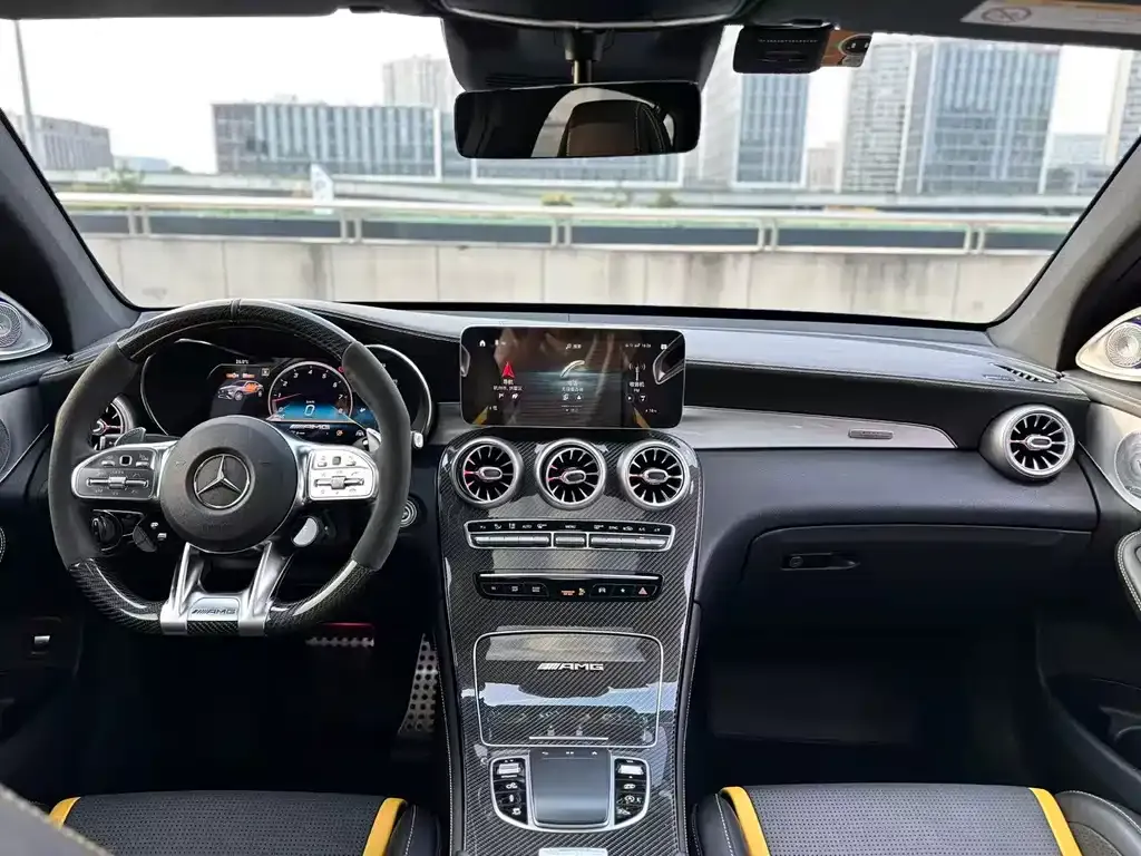 Mercedes-Benz GLC Coupe AMG — фото 9