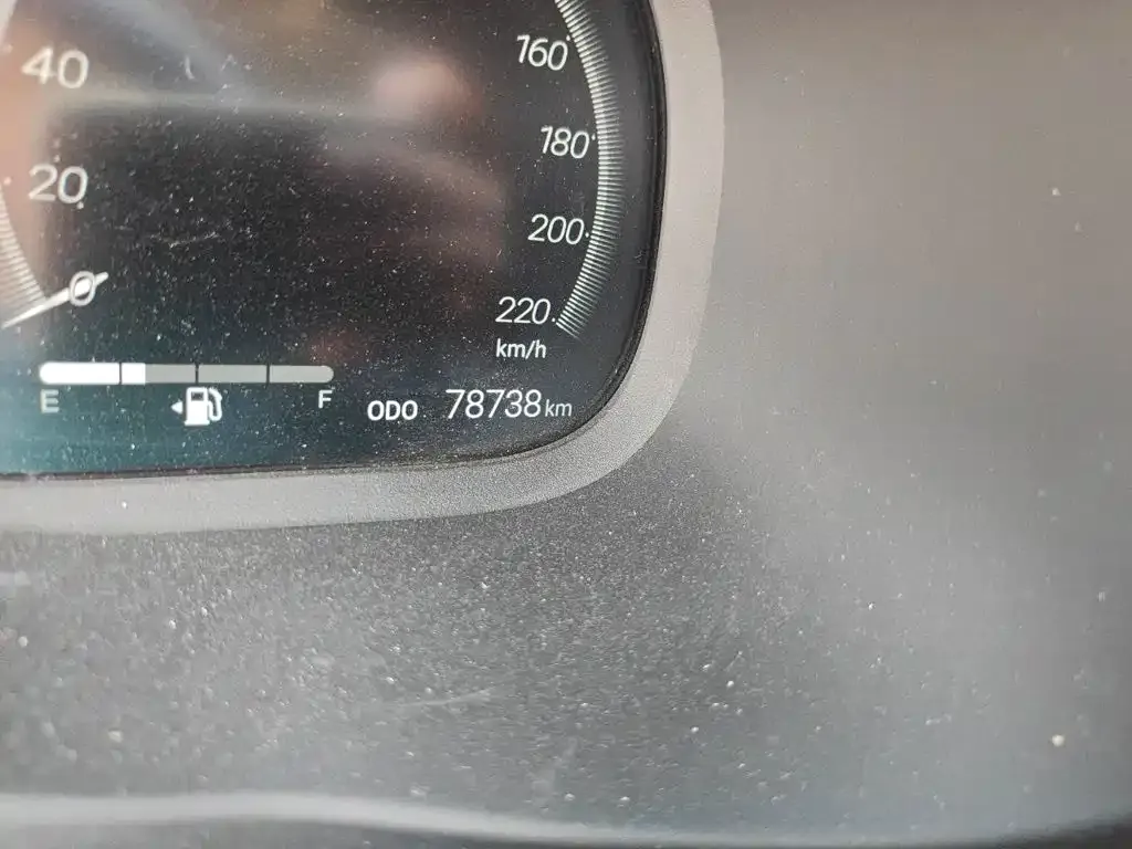 Toyota RAV4 — фото 9