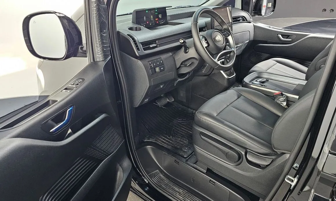 Hyundai Staria — фото 7