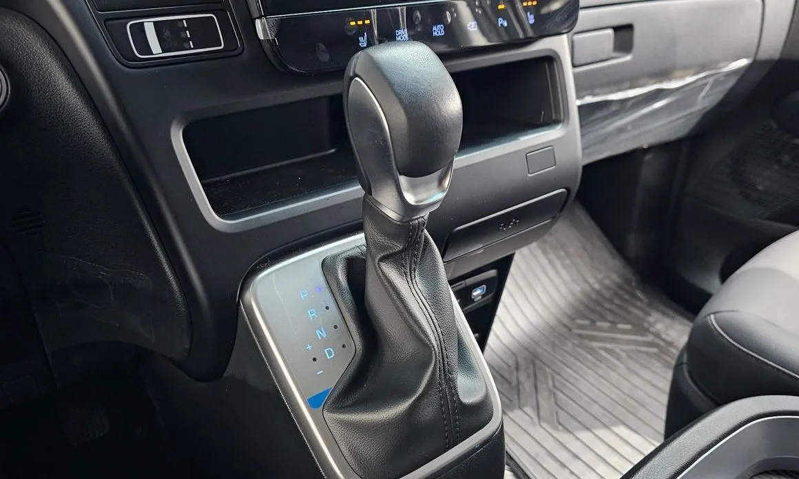 Hyundai Staria — фото 3