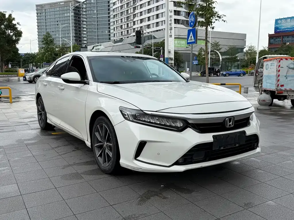 Honda Inspire — фото 10