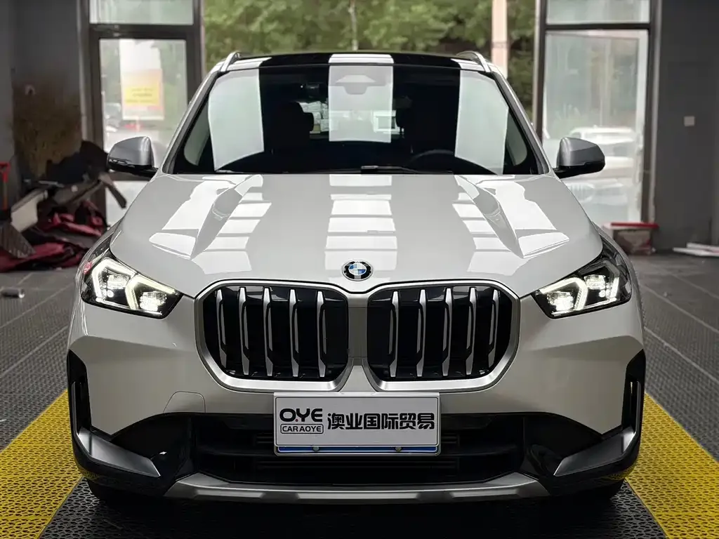 BMW X1 — фото 3