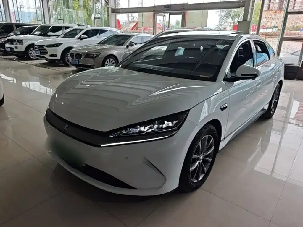 BYD Qin L — фото 9
