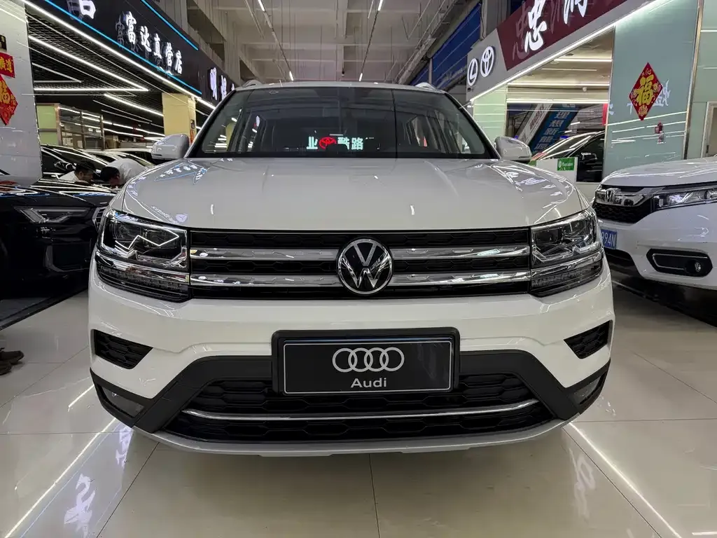 Volkswagen Tharu — фото 6