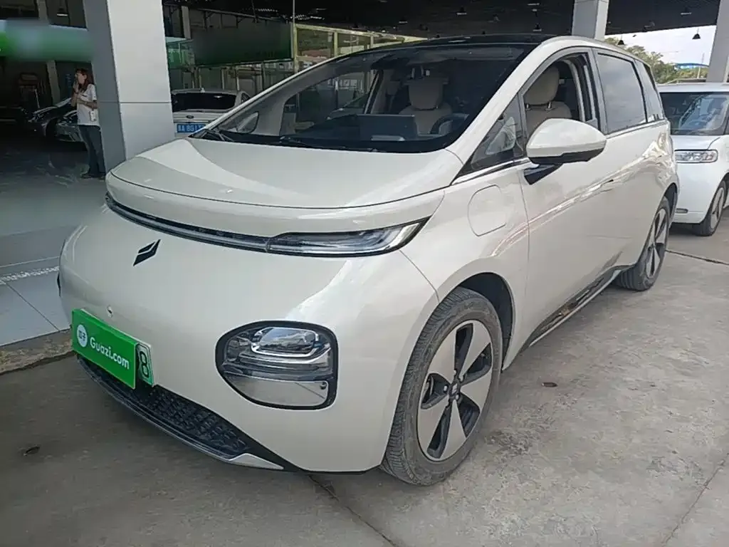 Baojun Yunduo — фото 6