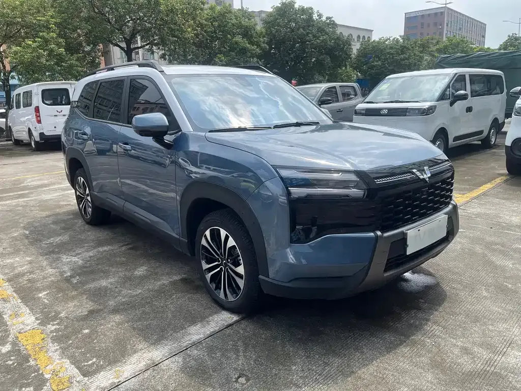 Wuling Xingguang 560 New Energy — фото 3