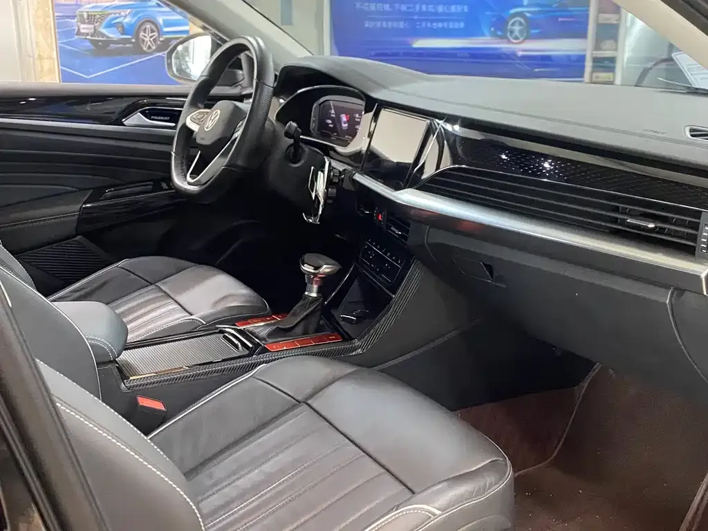 Volkswagen Passat — фото 10