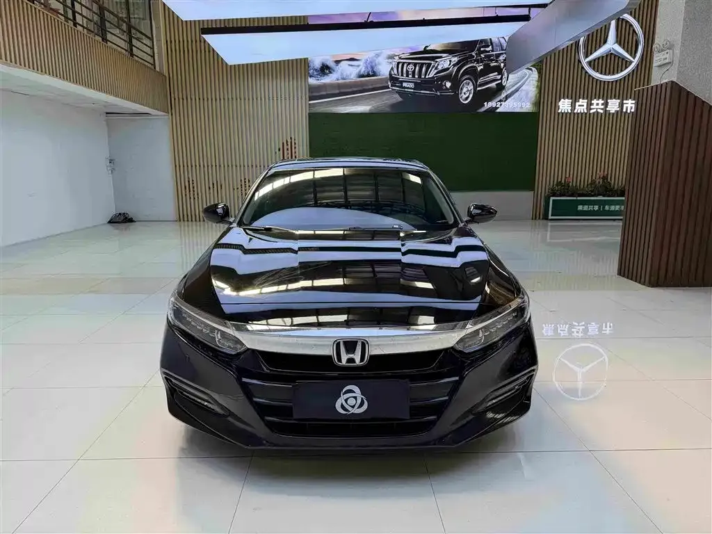 Honda Accord — фото 2