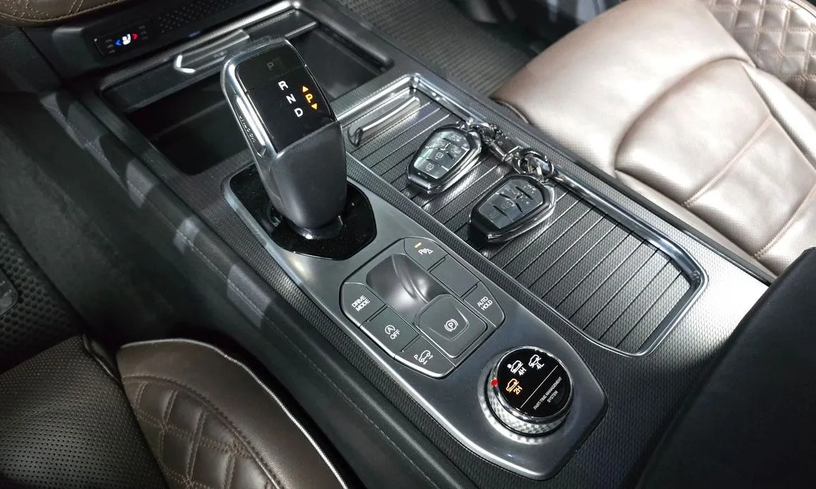 KG Mobility (Ssangyong) Rexton — фото 3