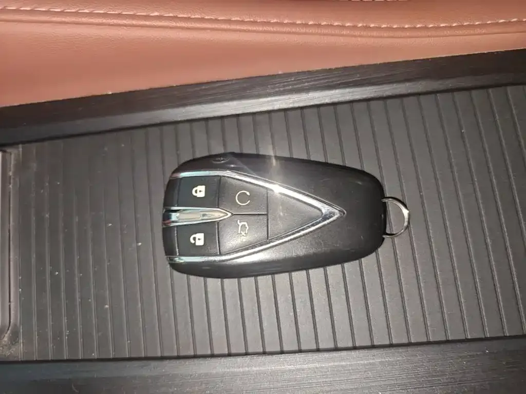 Changan CS75 PLUS — фото 4
