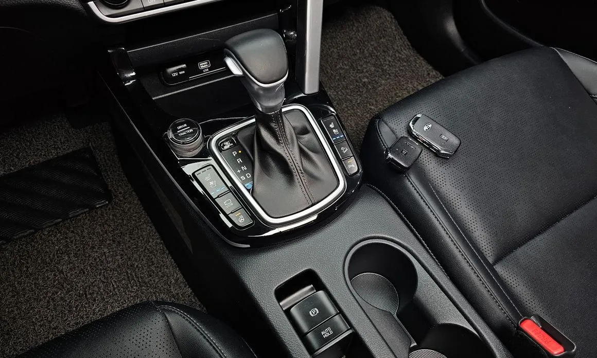 Kia Seltos — фото 9