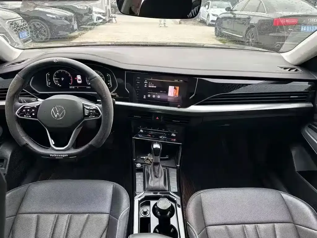 Volkswagen Passat — фото 5