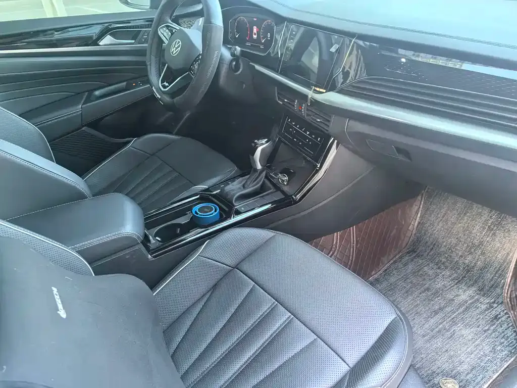 Volkswagen Passat — фото 9