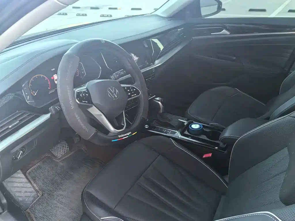 Volkswagen Passat — фото 5